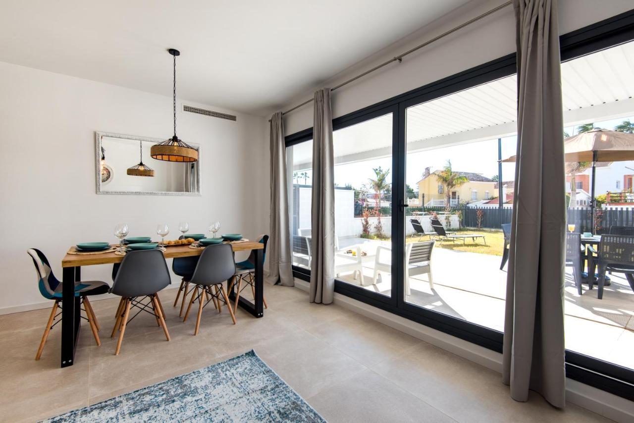 Alamar The Best Luxury Apartment On The Beach Torremolinos Exteriör bild