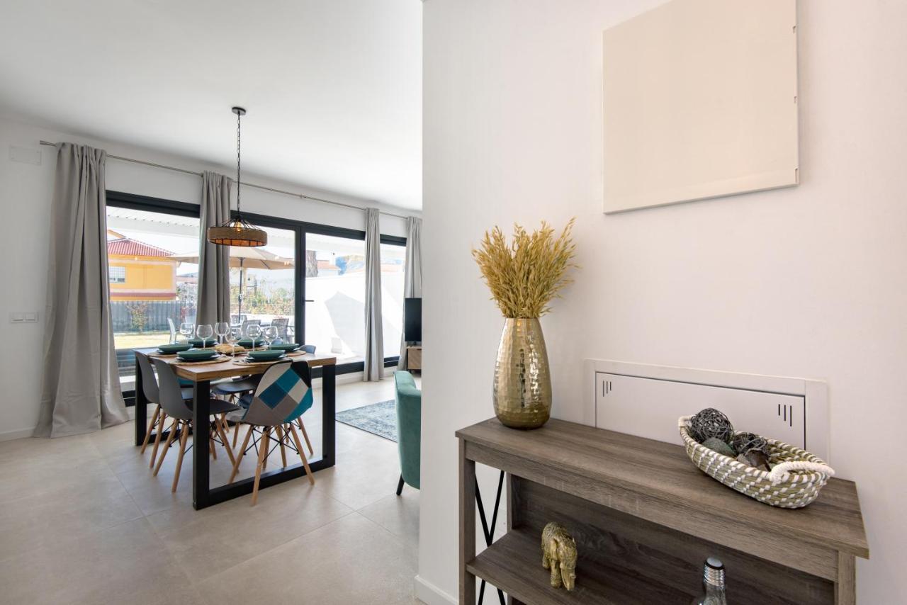 Alamar The Best Luxury Apartment On The Beach Torremolinos Exteriör bild